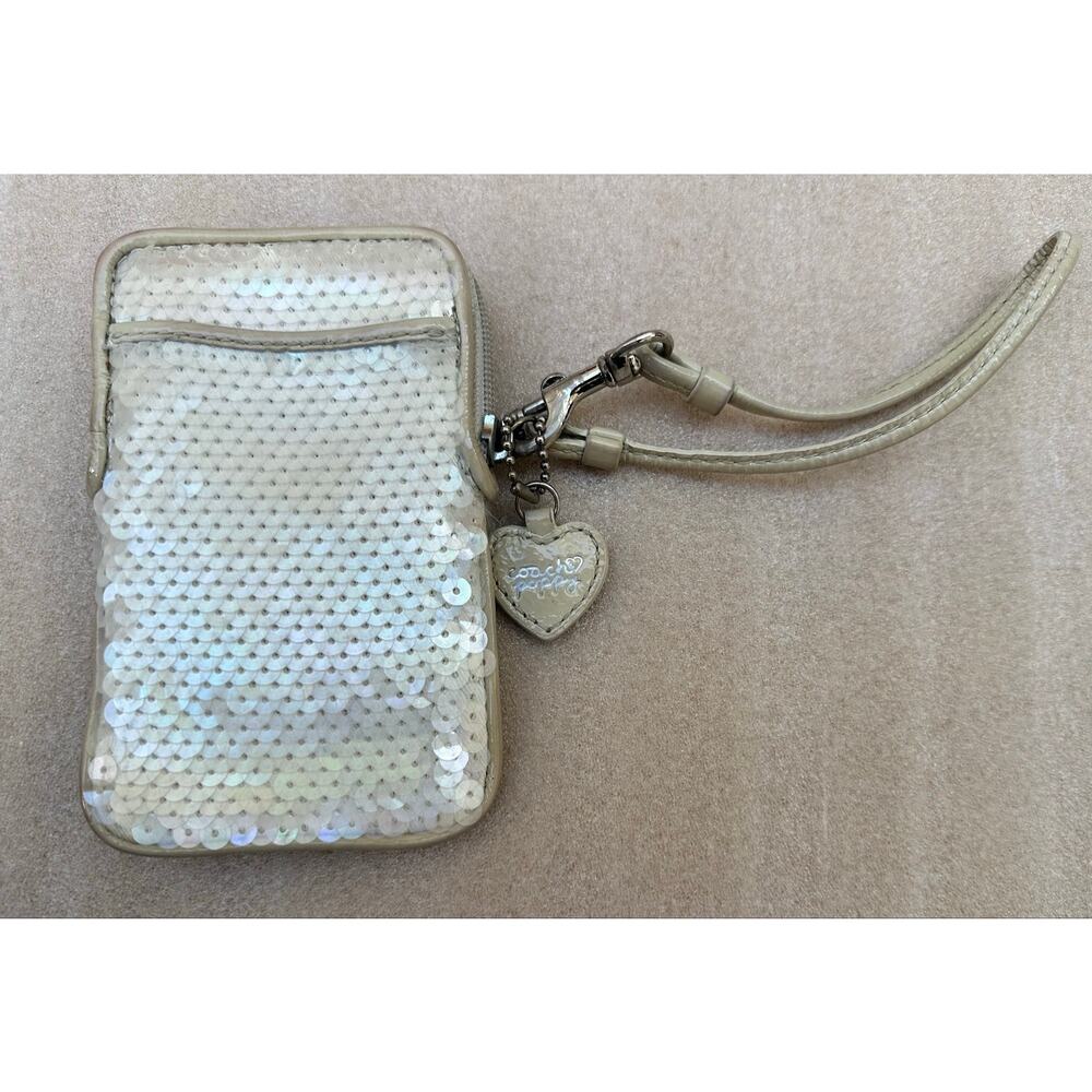 Coach Poppy Vintage Cream Iridescent Sequin Wristlet Mini Wallet Card Case Charm - Picture 2 of 9